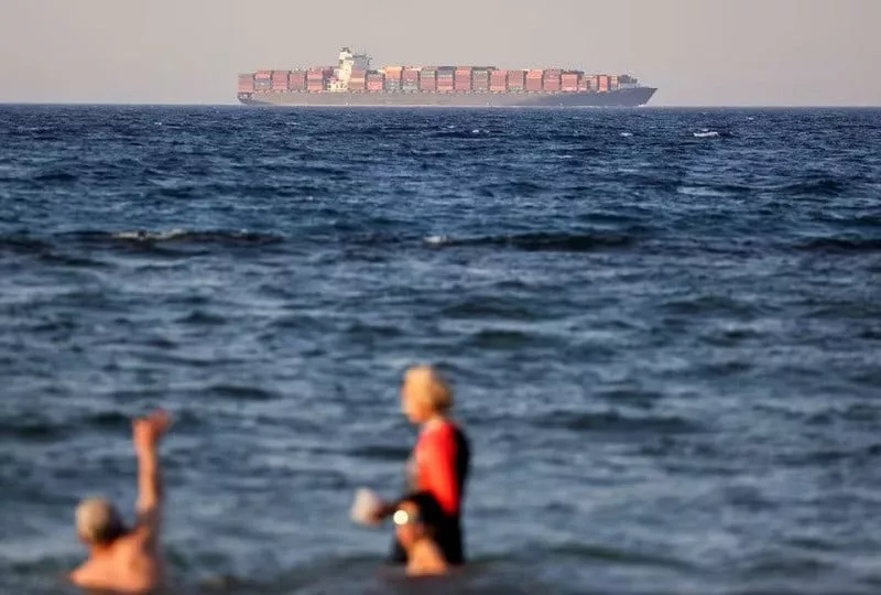 a container ship crosses the gulf of suez towards the red sea in al ain al sokhna in suez egypt july 30 2023 photo reuters a container ship crosses the gulf of suez towards the red sea in al ain al sokhna in suez egypt july 30 2023 photo reuters