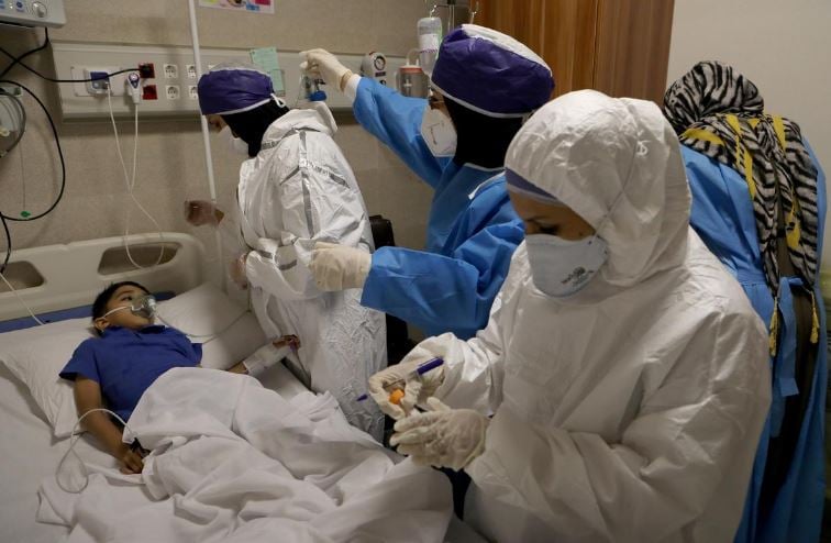iran faces shortage of medics beds as virus cases spike again   official
