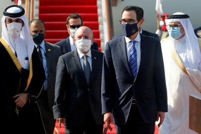 israel sends treaty delegation to bahrain with trump aides israel sends treaty delegation to bahrain with trump aides