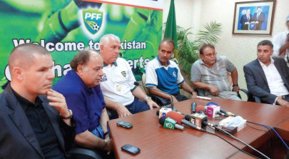 roberts hopeful of progress to knockout stage