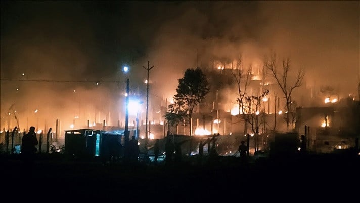 thousands of rohingya men women and children in bangladesh spent the night without a roof over their heads after sunday s fire photo anadolu agency