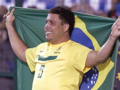 ronaldo bids farewell to brazil