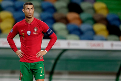 we are all equally vulnerable fans say after ronaldo s positive covid 19 test