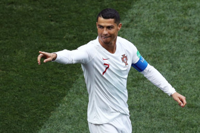 an honour to have ronaldo break my record says iran s daei an honour to have ronaldo break my record says iran s daei