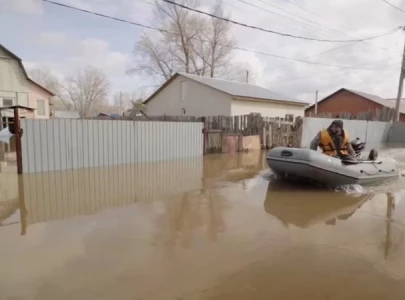 russia kazakhstan evacuate over 100 000 people amid worst flooding in decades