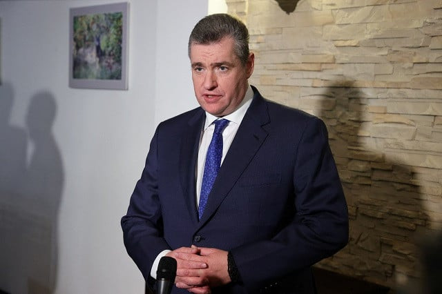 russia s state duma member leonid slutsky speaks to the media after the talks with ukrainian officials in the brest region belarus march 7 2022 photo reuters russia s state duma member leonid slutsky speaks to the media after the talks with ukrainian officials in the brest region belarus march 7 2022 photo reuters