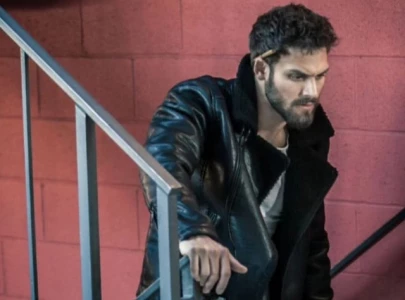 9 1 1 star ryan guzman reveals past suicide attempt encourages men to seek help