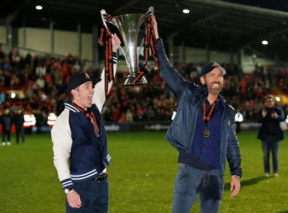 ryan reynolds and rob mcelhenny in talks for potential welsh fire cricket investment in the hundred