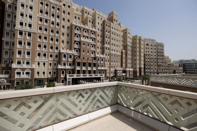 in istanbul and dubai russians pile into property to shelter from sanctions