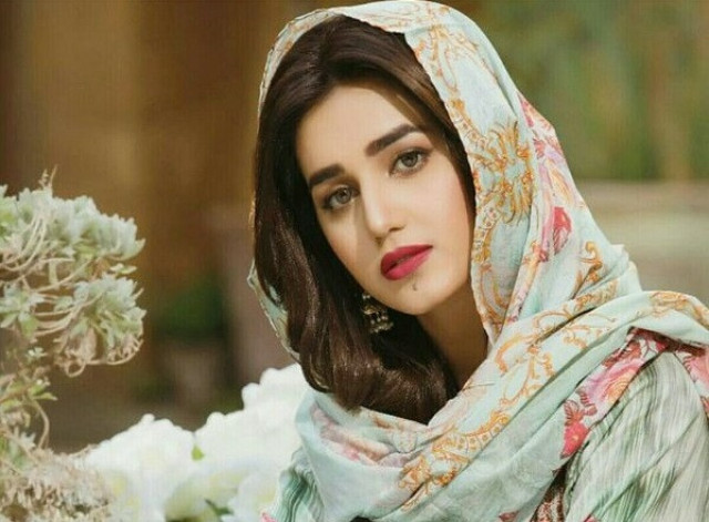 actor anum fayyaz quits showbiz to follow a more islamic lifestyle actor anum fayyaz quits showbiz to follow a more islamic lifestyle