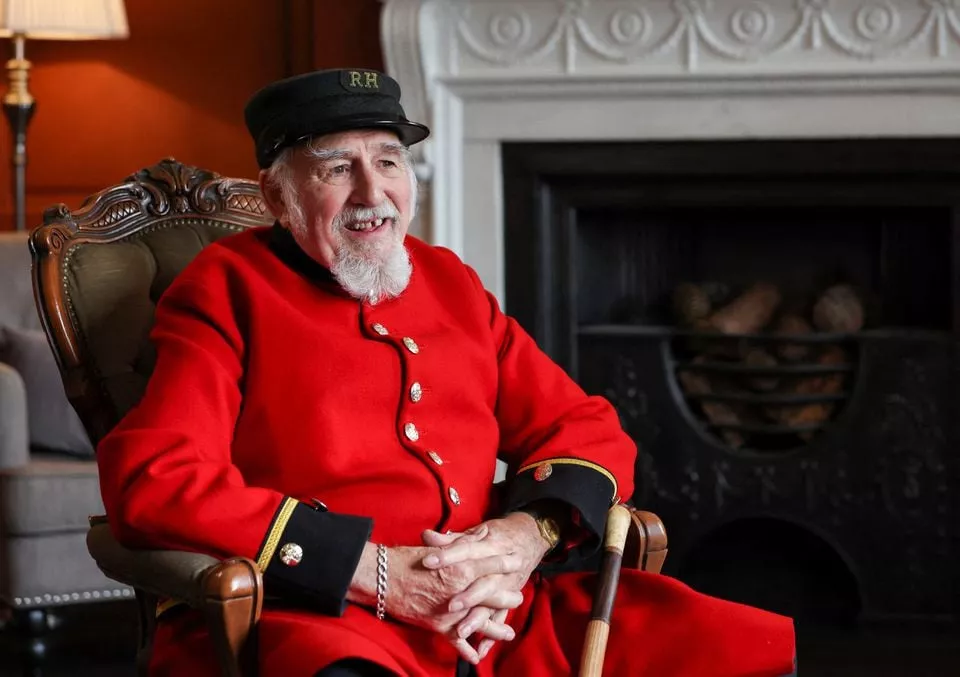 british army pensioners fondly recall queen elizabeth s coronation british army pensioners fondly recall queen elizabeth s coronation