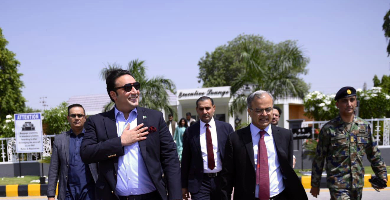 Bilawal returns home from three-day trip to Iraq