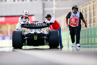 tost done with porpoising complaints