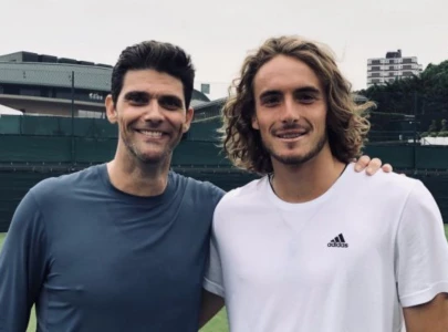 tsitsipas splits with coach philippoussis