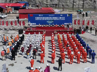 all chinese cpec workers to move in bullet proof cars all chinese cpec workers to move in bullet proof cars