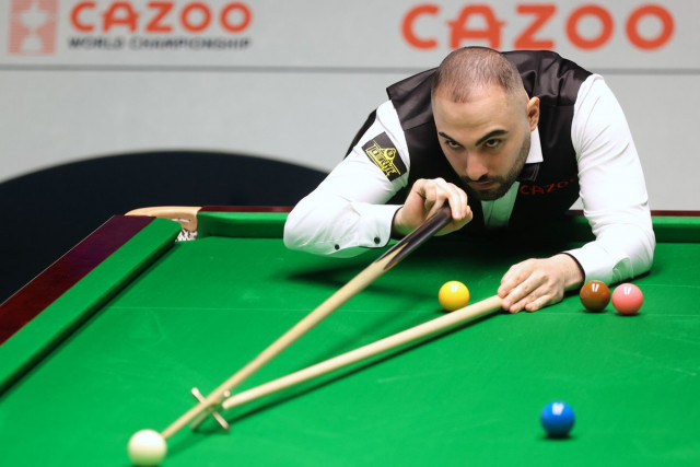 persian prince inspires iranians to take up snooker