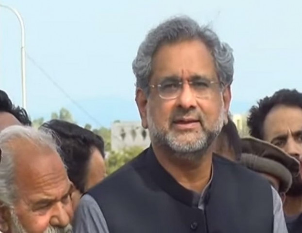 pml n leader shahid khaqan abbasi talking to media persons in islamabad on march 12 2021 screengrab pml n leader shahid khaqan abbasi talking to media persons in islamabad on march 12 2021 screengrab