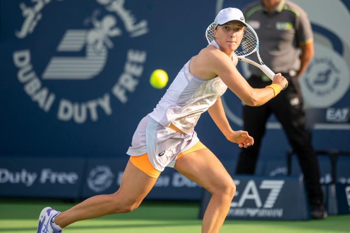 She's different': Untroubled Swiatek into Dubai semi-finals