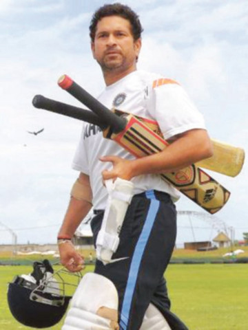 tendulkar returns to top of test rankings tendulkar returns to top of test rankings