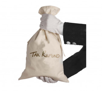 sales tax refund cheques worth rs420 8m distributed