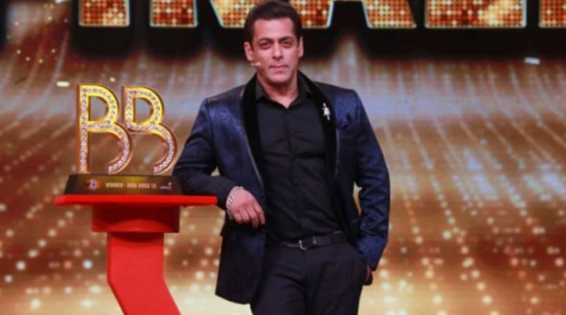 salman khan self isolates after his driver tests covid 19 positive salman khan self isolates after his driver tests covid 19 positive
