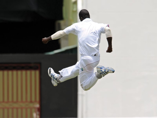 pakistan struggle against swing bowling pakistan struggle against swing bowling