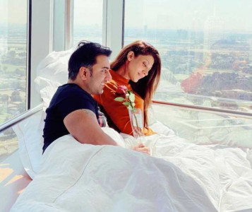 slut shamed and abused sana fakhar responds to kissing picture criticism