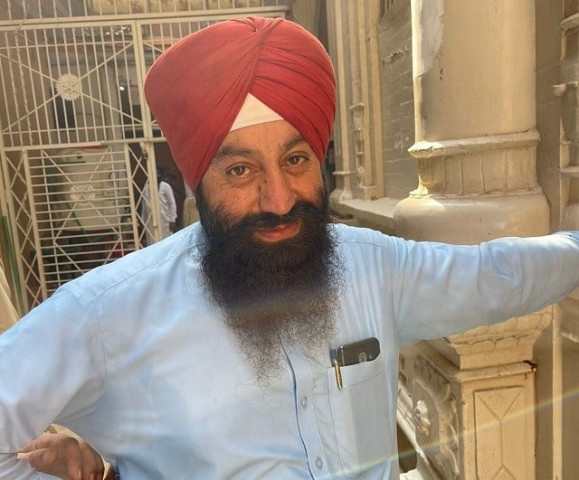 unidentified attackers gun down sikh hakim in peshawar unidentified attackers gun down sikh hakim in peshawar