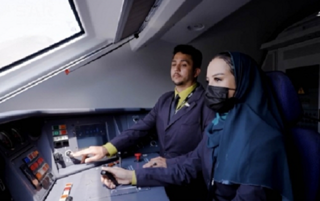 saudi railway company sar has qualified 32 saudi women photo saudi gazette saudi railway company sar has qualified 32 saudi women photo saudi gazette