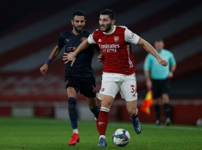 kolasinac back to help schalke avoid unwanted record kolasinac back to help schalke avoid unwanted record