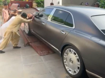 transcontinent heist bentley s long journey to karachi