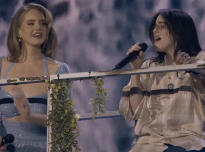 lanachella lana del rey brings billie eilish out for a surprise coachella performance