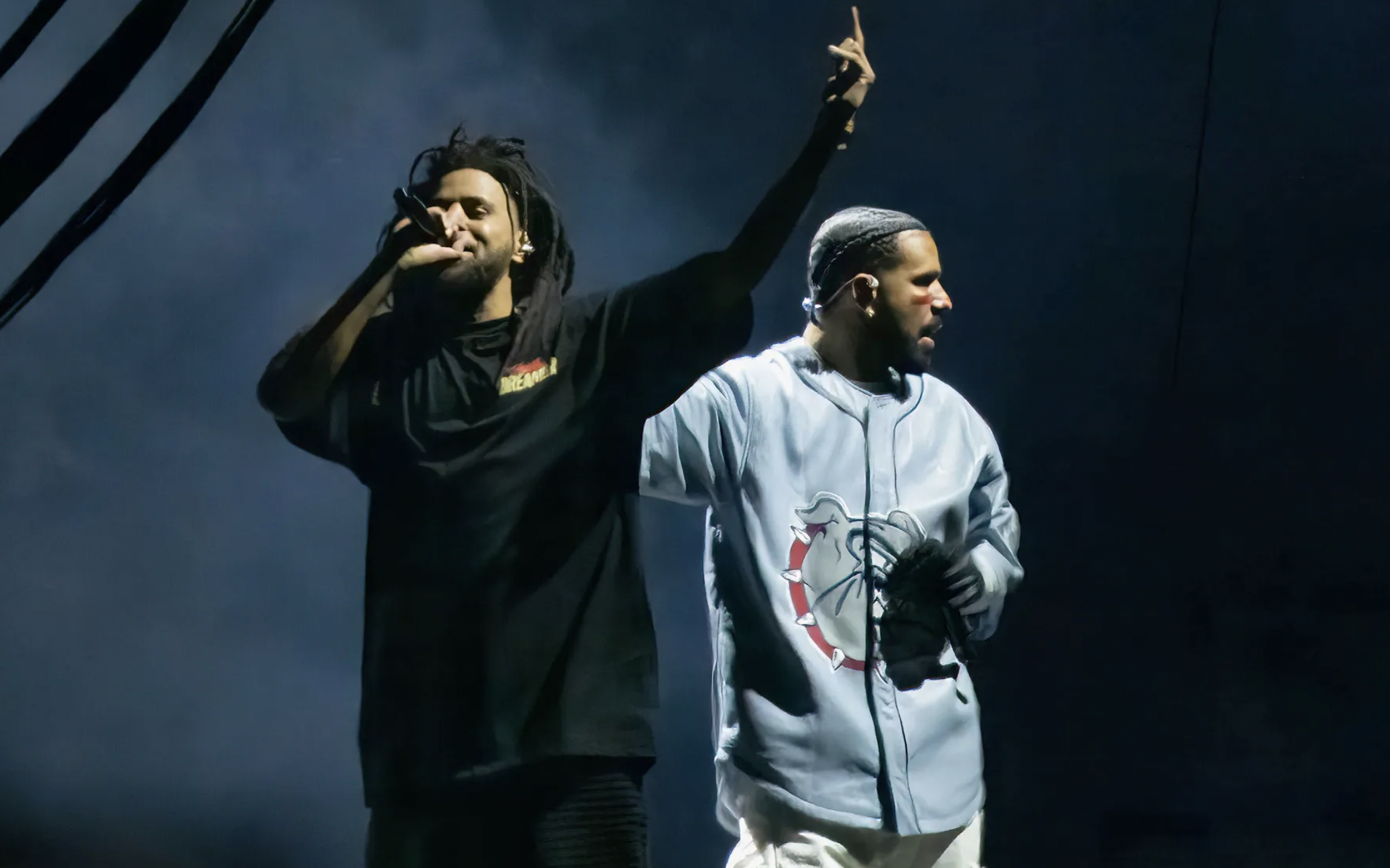 Drake (pictured right) recently toured with J. Cole (pictured left) for his “Its All a Blur” earlier this year (image courtesy: Wire Image).