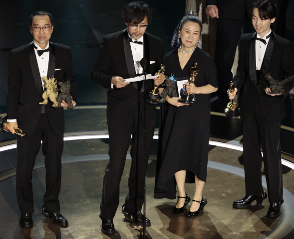 godzilla minus one takashi yamazaki s oscar winning film hits netflix