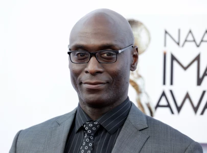 lance reddick to star as dc comics new lex luthor