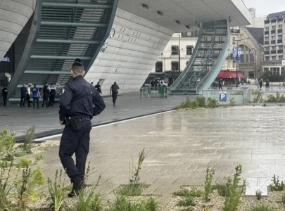 explosion risk shuts down paris olympics media centre temporarily