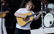 lewis capaldi surprises london fans at it ends with us screening amid tourette s diagnosis