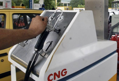 mysterious blast at karachi s fuel station injures five mysterious blast at karachi s fuel station injures five