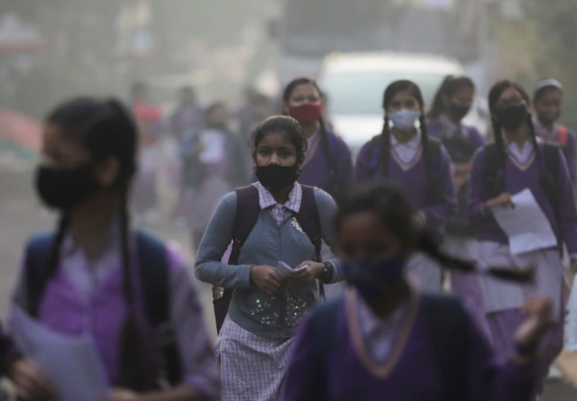 india s delhi wrestles with hazardous air pollution primary schools shut india s delhi wrestles with hazardous air pollution primary schools shut