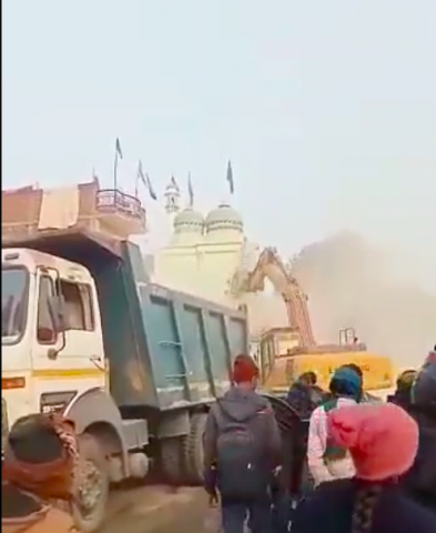 watch historical mosque demolished in india to widen road watch historical mosque demolished in india to widen road