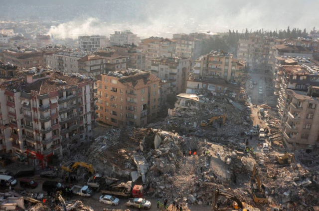 pakistan army saves over six people trapped under debris in turkiye pakistan army saves over six people trapped under debris in turkiye