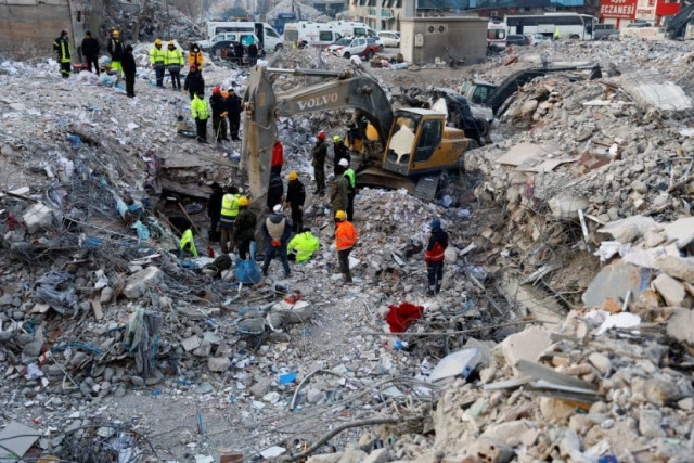 one killed dozens wounded in fresh quake in eastern turkiye one killed dozens wounded in fresh quake in eastern turkiye