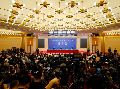 china warns us against suppressing it or risk conflict