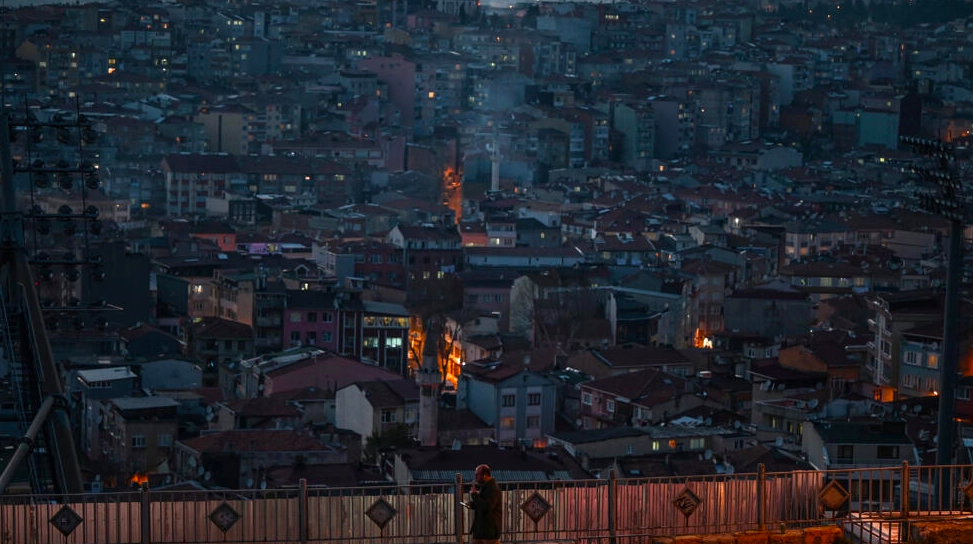 زلزلوں سے ‘اب محفوظ نہیں’: ‘بگ ون’ کے خوف نے استنبول کو اپنی لپیٹ میں لے لیا۔  ایکسپریس ٹریبیون