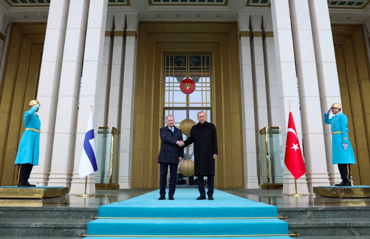 turkey s president tayyip erdogan and finland s president sauli niinisto shake hands during a welcoming ceremony in ankara turkey march 17 2023 photo murat cetinmuhurdar presidential press office handout via reuters