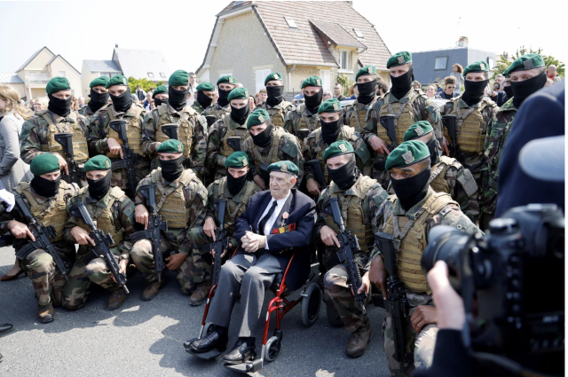 french world war two veteran leon gautier poses for a photo on the day of a ceremony in tribute to the 177 french members of the commando kieffer fusiliers marins commando unit who took part in the normandy landings in colleville montgomery france june 6 2023 photo reuters french world war two veteran leon gautier poses for a photo on the day of a ceremony in tribute to the 177 french members of the commando kieffer fusiliers marins commando unit who took part in the normandy landings in colleville montgomery france june 6 2023 photo reuters