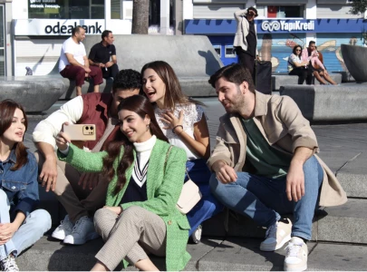 infinix welcomes the gorgeous kinza hashmi as a brand ambassador for its zero 30 series infinix welcomes the gorgeous kinza hashmi as a brand ambassador for its zero 30 series