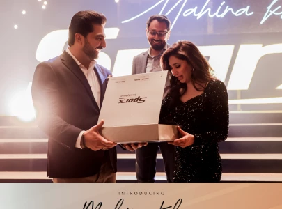 mahira khan joins the stellar galaxy of sparx smartphones brand ambassadors mahira khan joins the stellar galaxy of sparx smartphones brand ambassadors