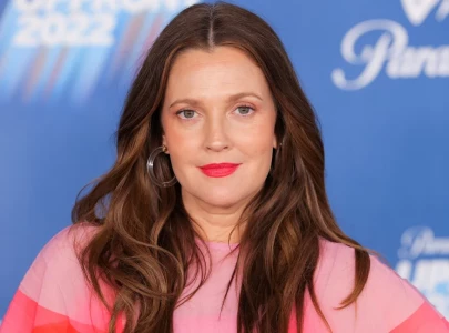 drew barrymore relives her first tonight show appearance at age 7 drew barrymore relives her first tonight show appearance at age 7