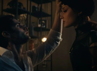ariana grande s the boy is mine music video features brandy monica and penn badgley